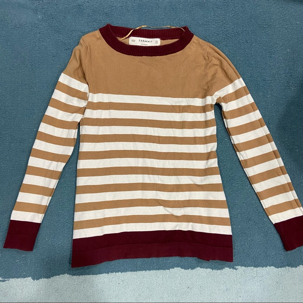Knitted Top - Picture 2 of 2